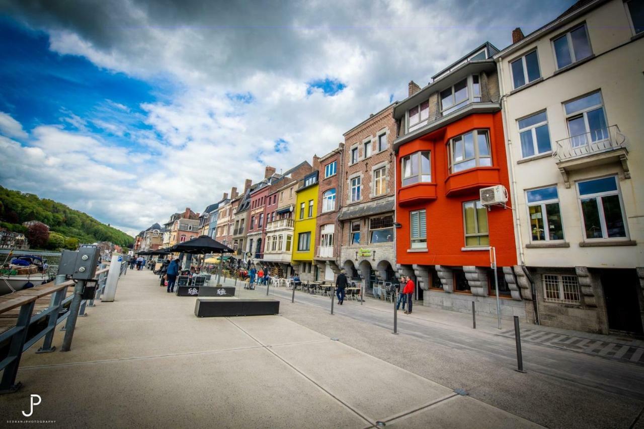 Hotel Les Voisins De Mr Sax Dinant Exterior foto